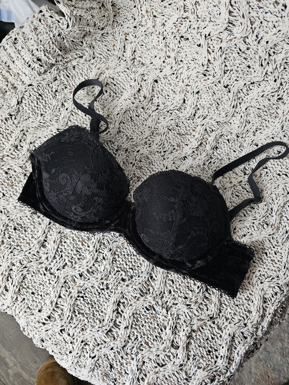 Black Lace And Velvet Bra